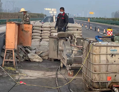 云龙高速公路高压注浆